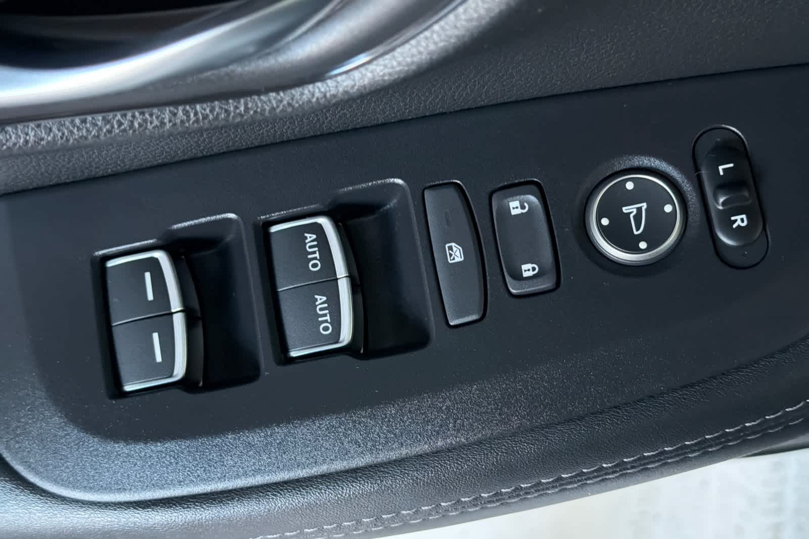 Thumbnail: 2026 Honda HR-V - 15