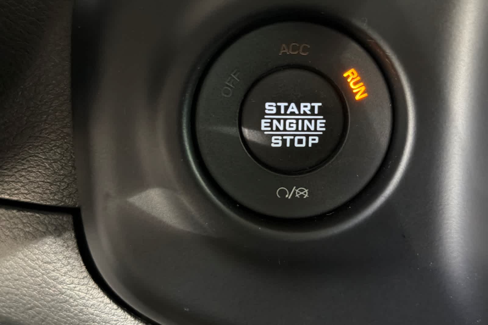 Thumbnail: 2021 Jeep Wrangler - 25