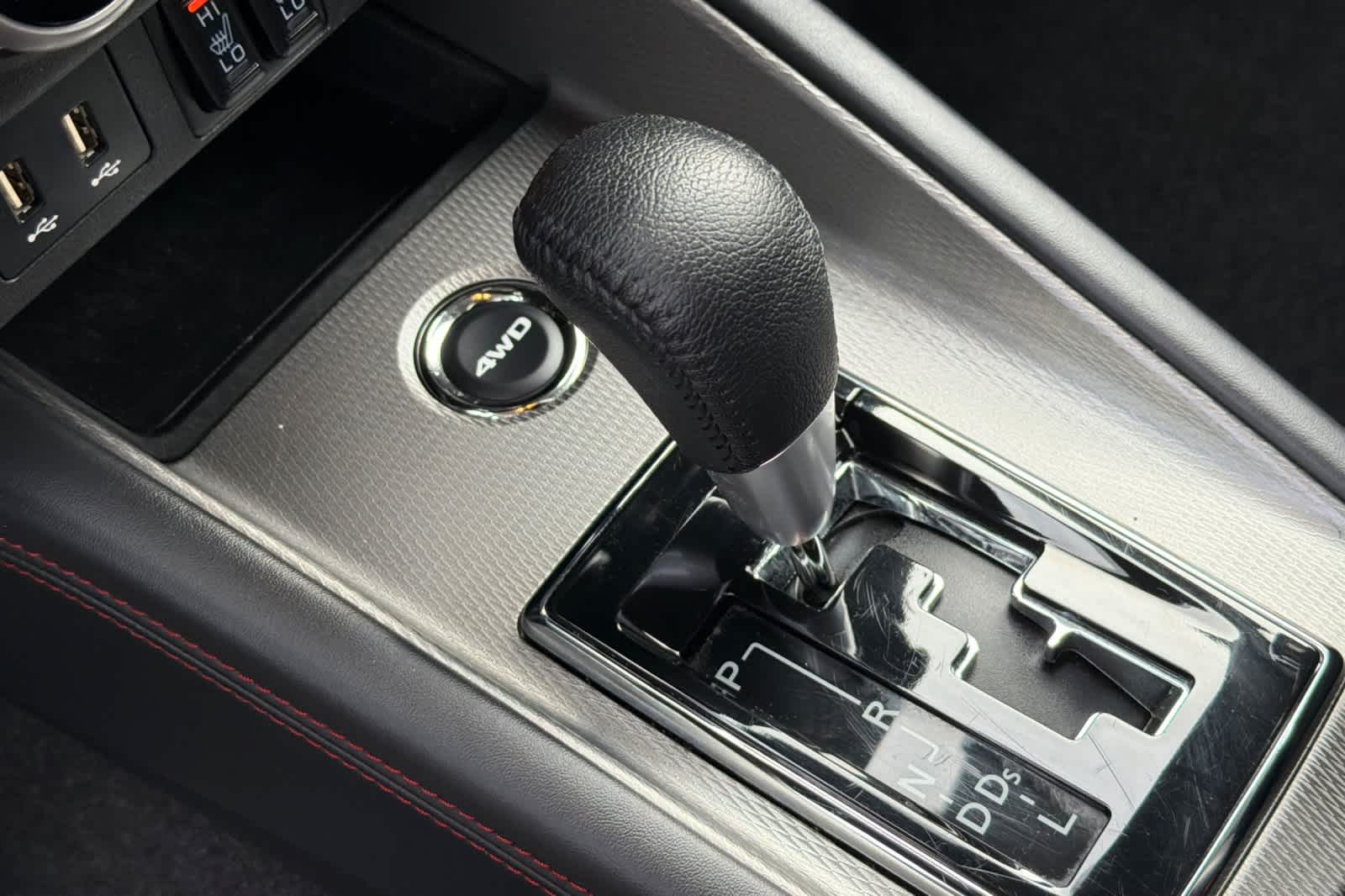 Thumbnail: 2024 Mitsubishi Outlander Sport - 23