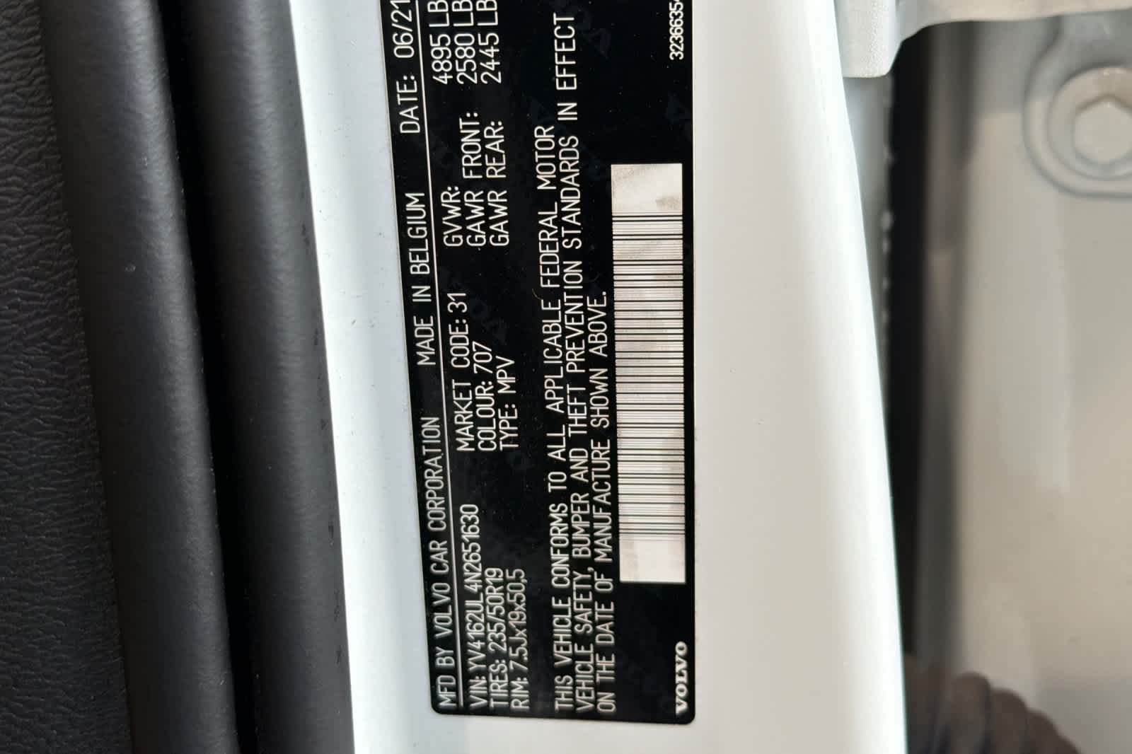 Thumbnail: 2022 Volvo XC40 - 30