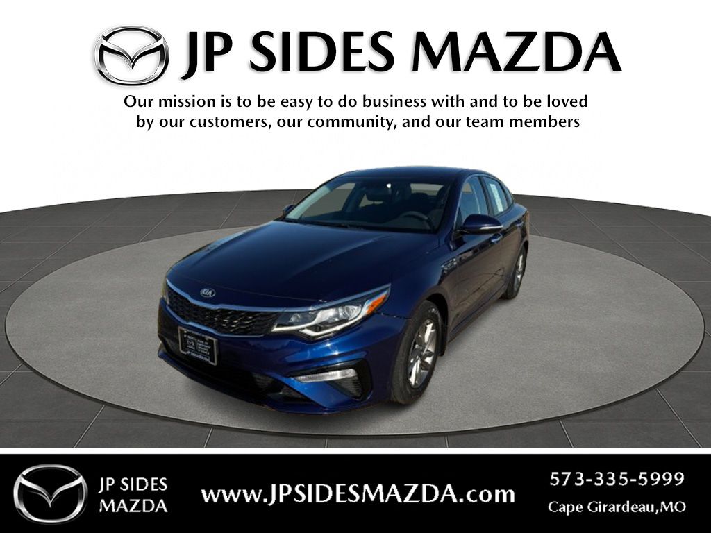 2019 Kia Optima LX's photo