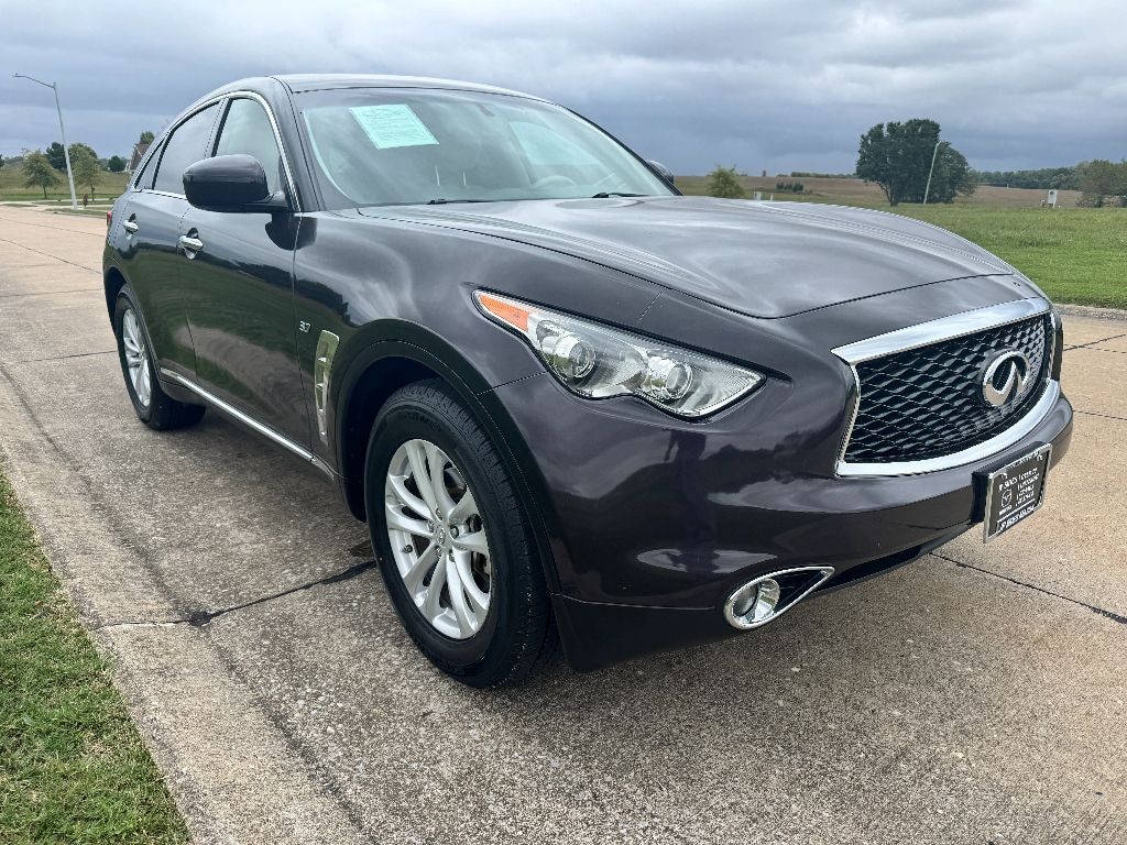 Used 2017 INFINITI QX70 Base SUV