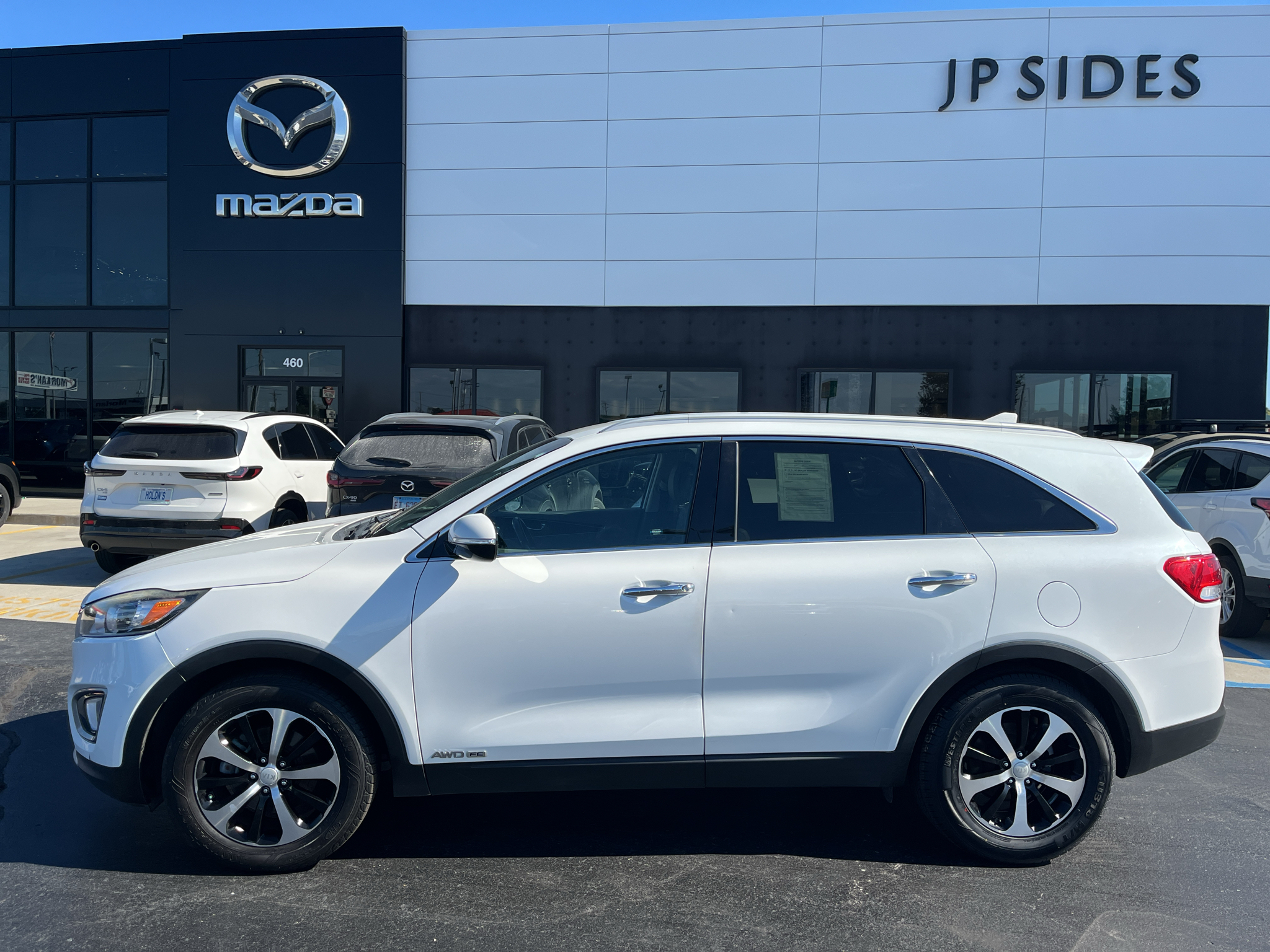 Used 2016 Kia Sorento EX with VIN 5XYPHDA57GG087411 for sale in Cape Girardeau, MO