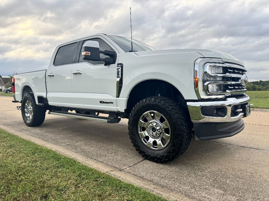 Used 2024 Ford F-250 Lariat Crew Cab