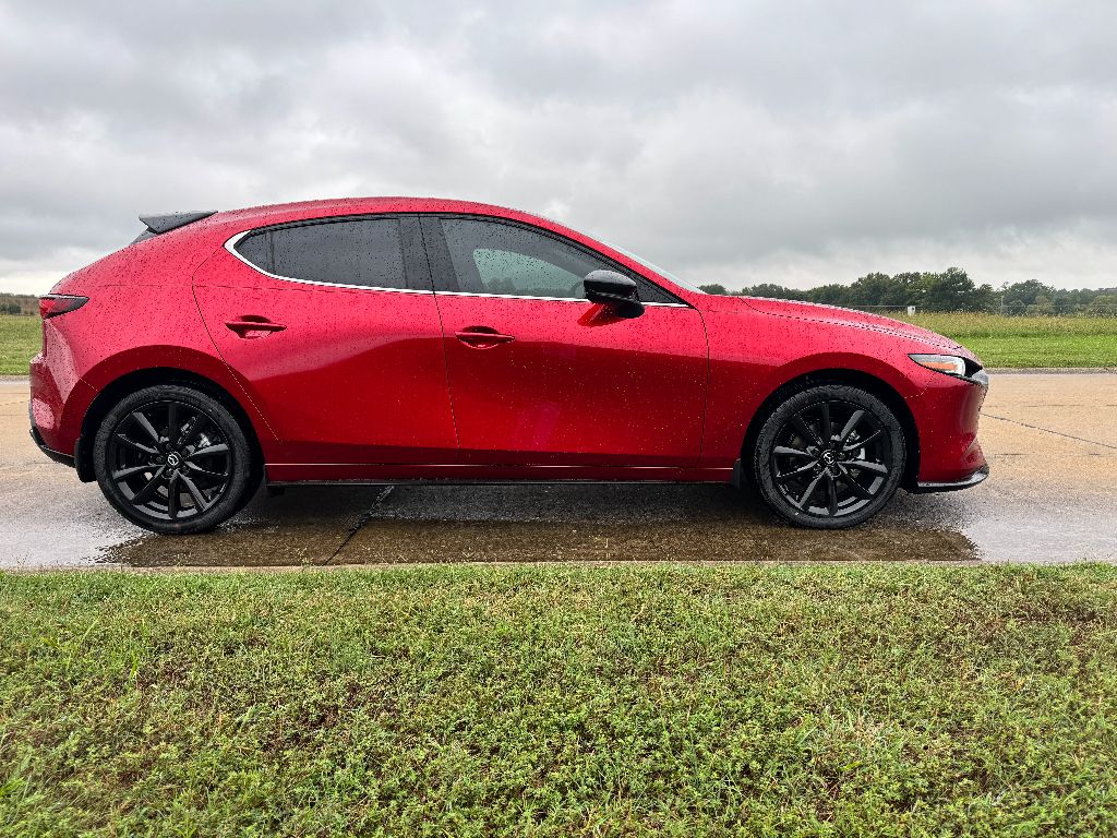 2026 Mazda Mazda3 Hatchback 2.5 Turbo Premium Plus photo 4