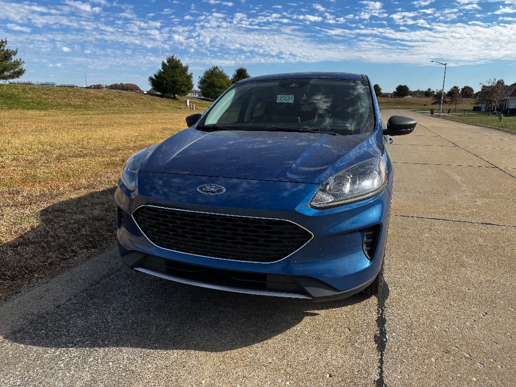 Used 2022 Ford Escape SE Sport Utility