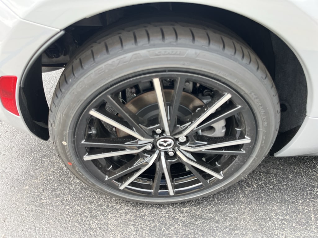 2026 Mazda MX-5 Miata Grand Touring - Photo 42