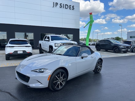 2026 Mazda MX-5 MIATA Grand Touring CONVERTIBLE