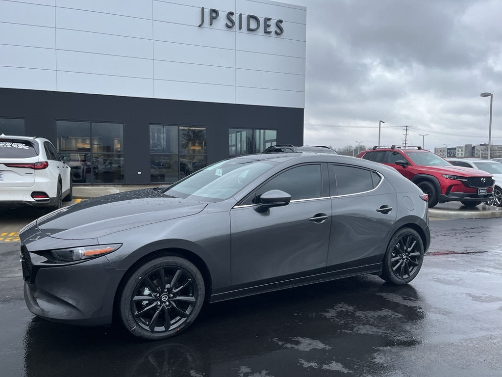 2026 Mazda CX-3 Premium MT 5-Door SKYACTIV's photo