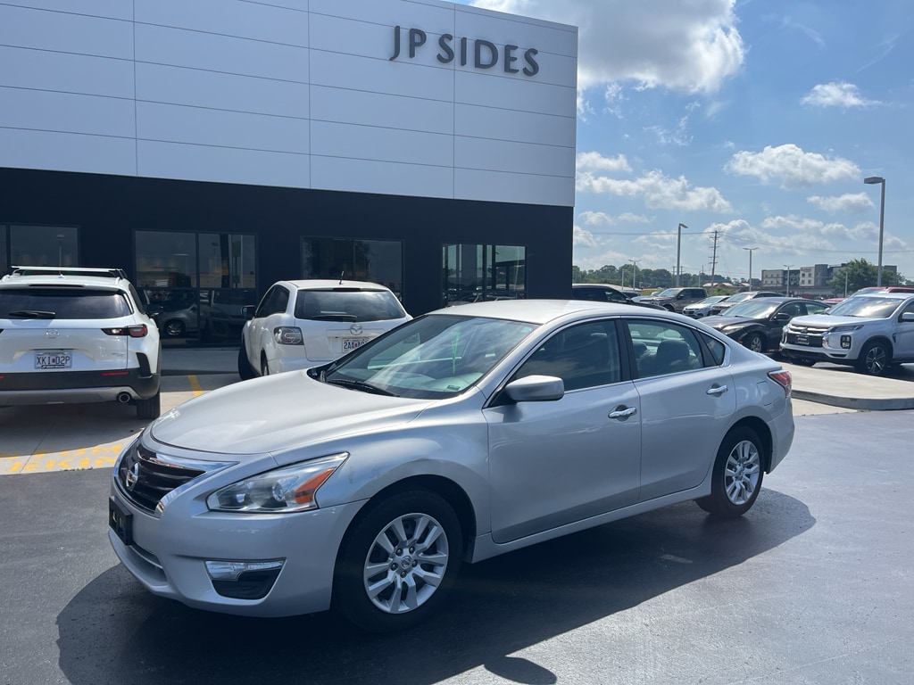 Used 2015 Nissan Altima S with VIN 1N4AL3AP1FC454375 for sale in Cape Girardeau, MO