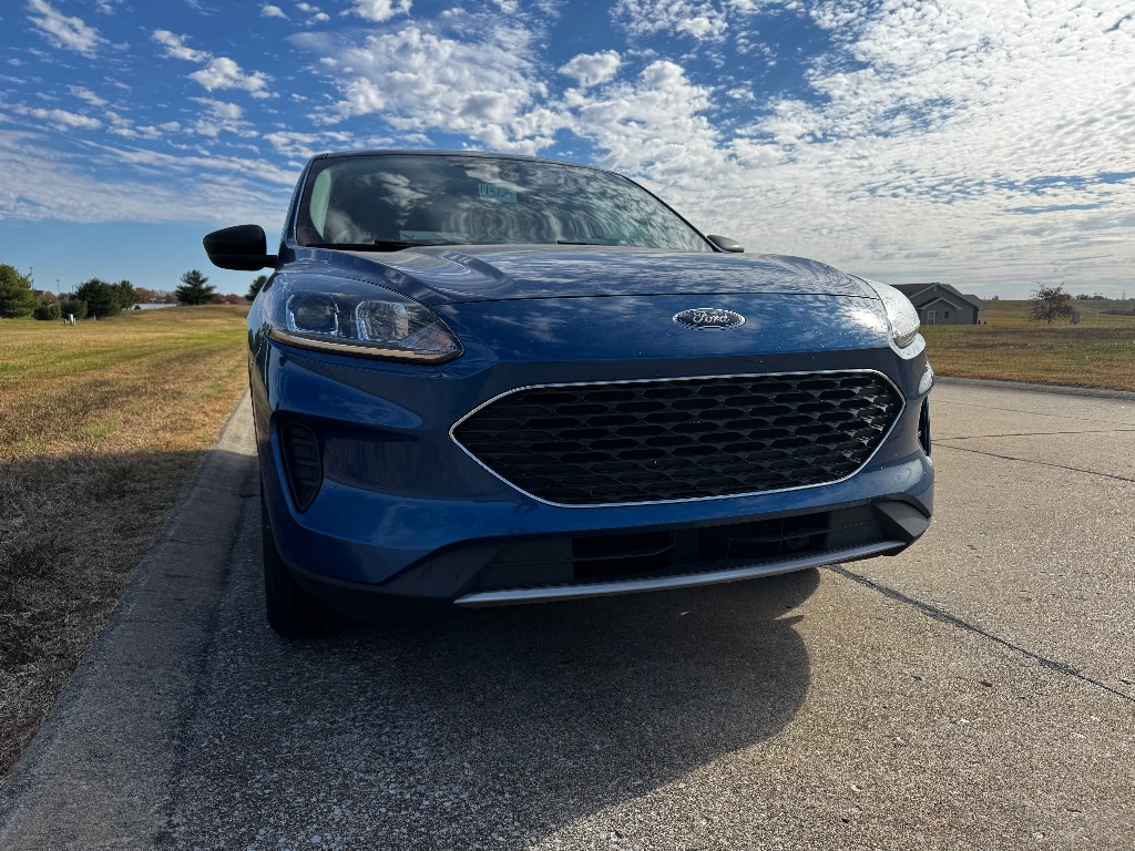 Used 2022 Ford Escape SE Sport Utility
