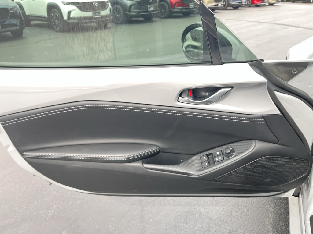 2026 Mazda MX-5 Miata Grand Touring - Photo 11