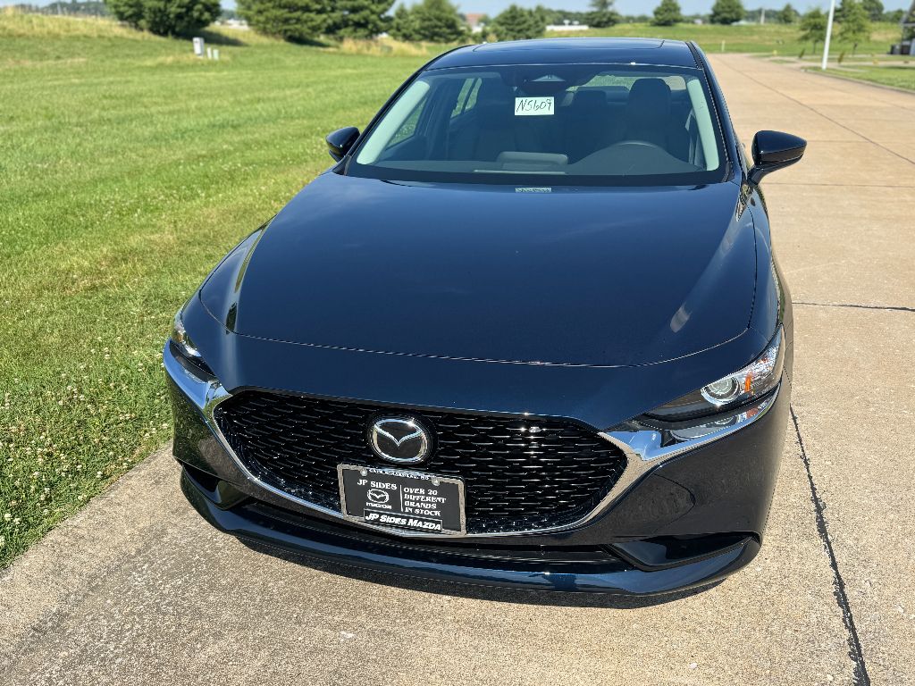 2025 Mazda Mazda3 Sedan 2.5 s Preferred photo 4