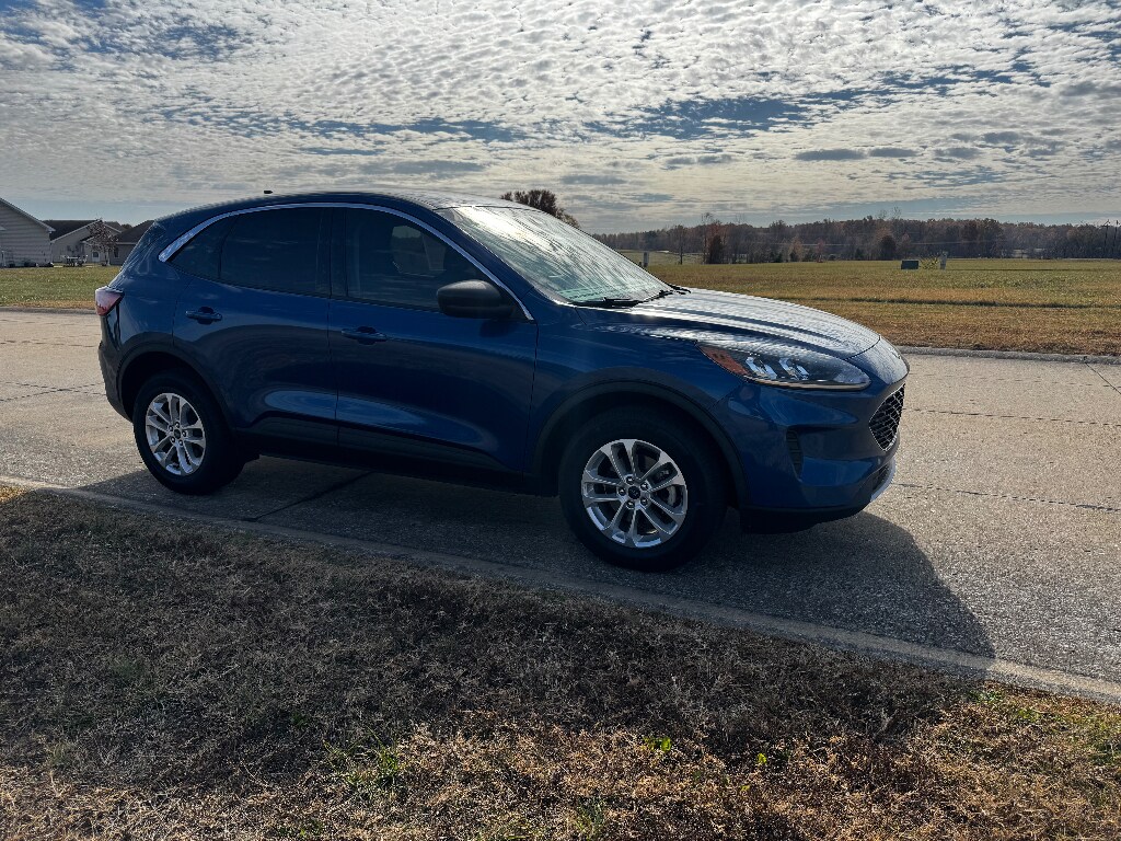 2022 Ford Escape SE Sport photo 4