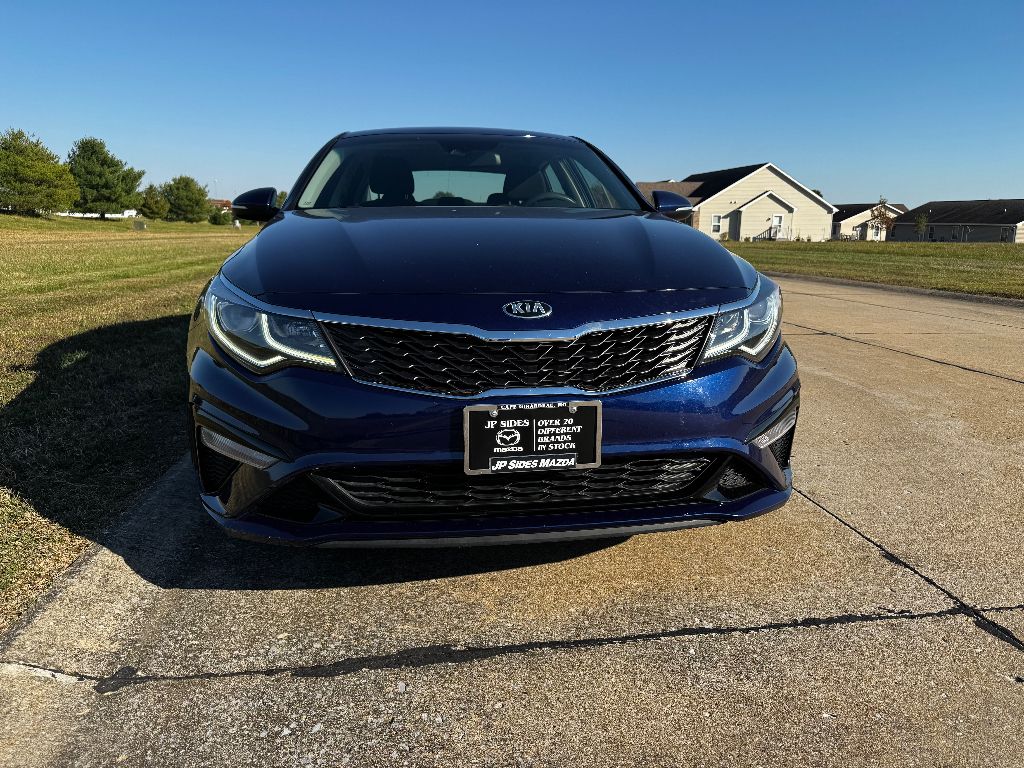 2019 Kia Optima LX photo 4
