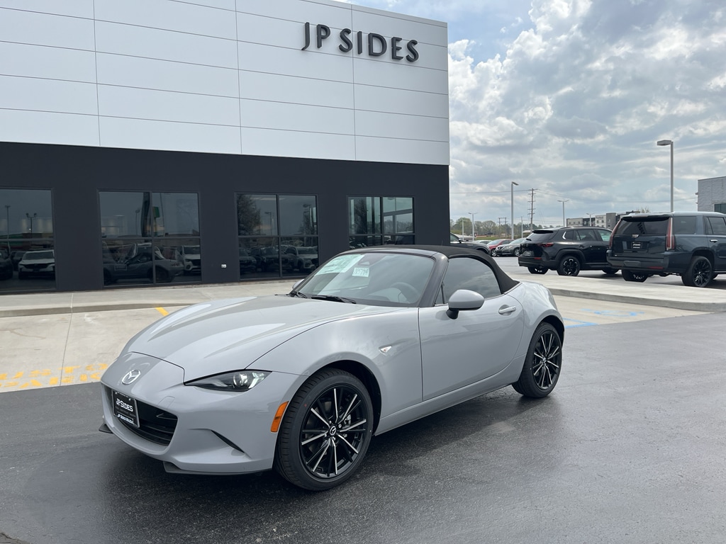 2026 Mazda MX-5 Miata Grand Touring's photo