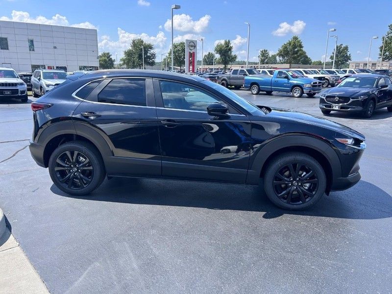 2025 Mazda CX-30 2.5 Select Sport photo 4