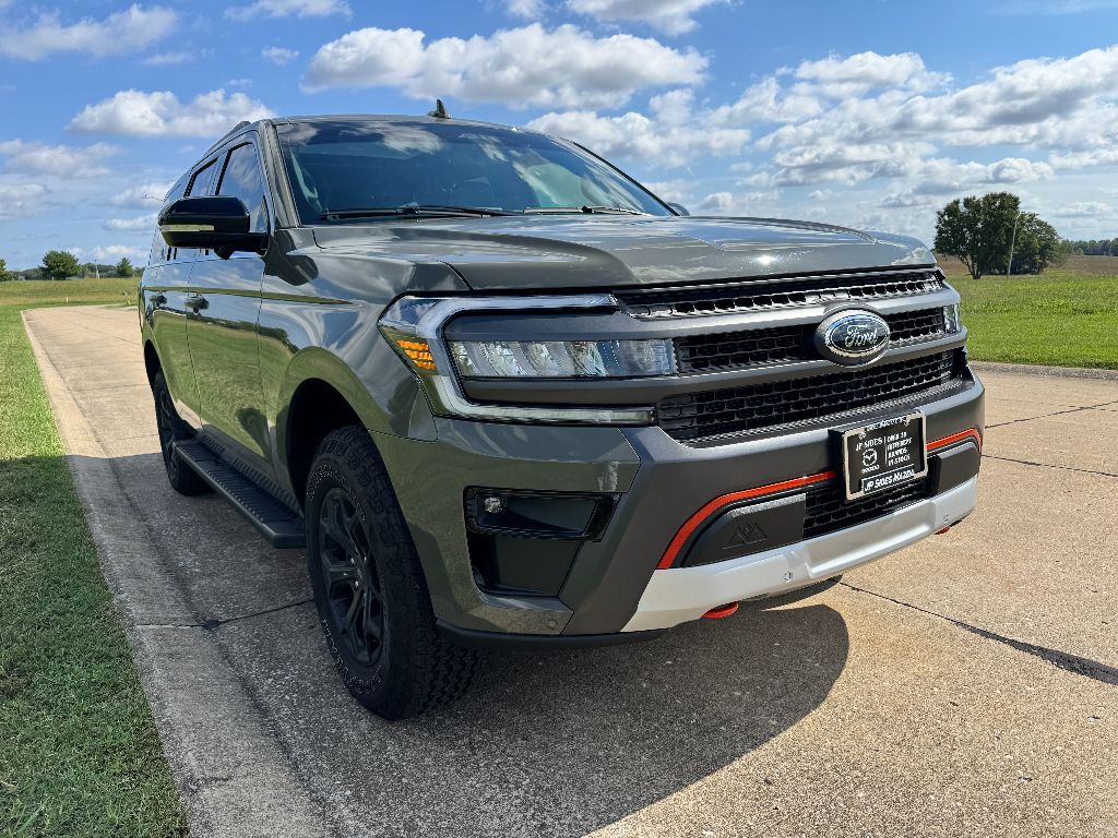 2024 Ford Expedition Timberline photo 2