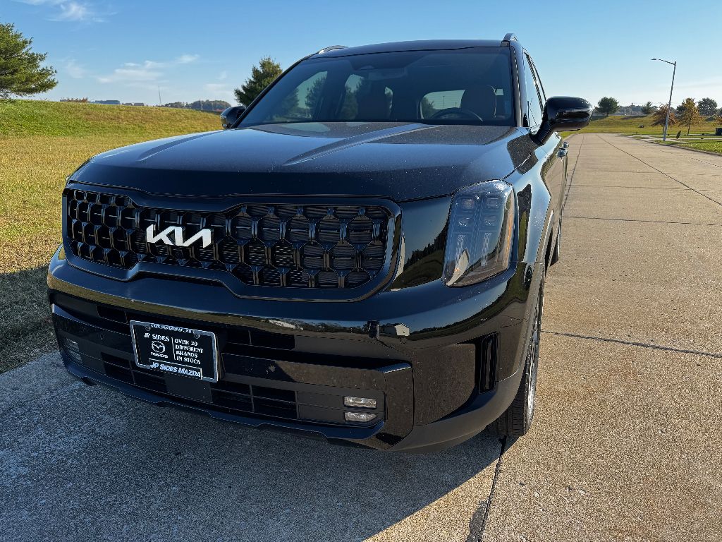 2024 Kia Telluride SX X-Line photo 2