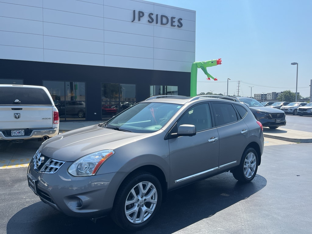 2013 Nissan Rogue SV AWD's photo