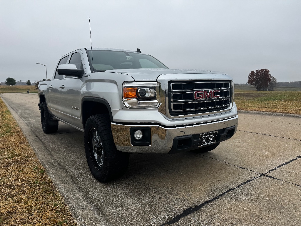 Used 2015 GMC Sierra SLE Crew Cab