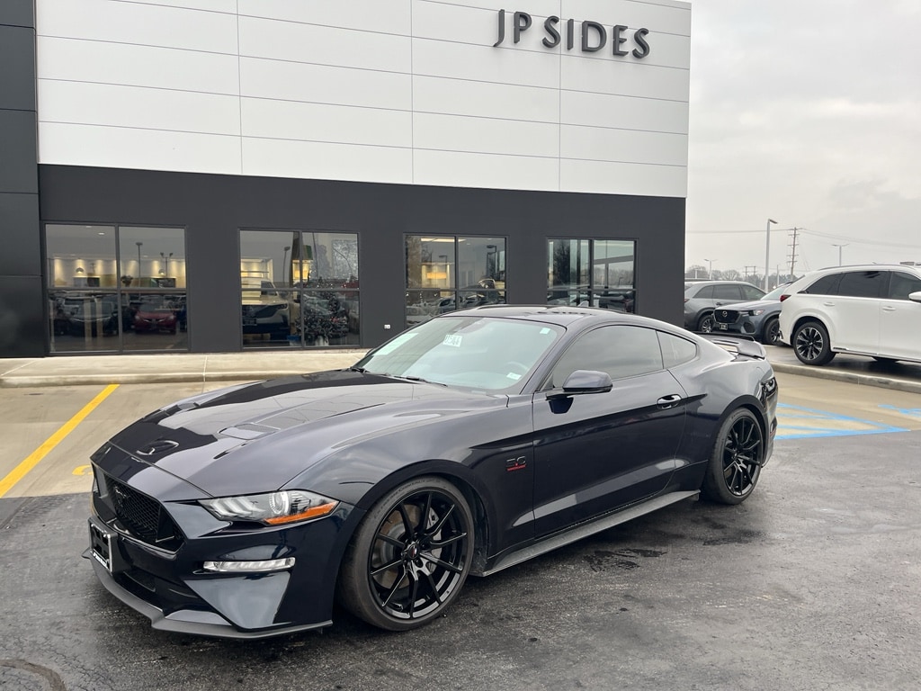 2021 Ford Mustang GT Premium's photo