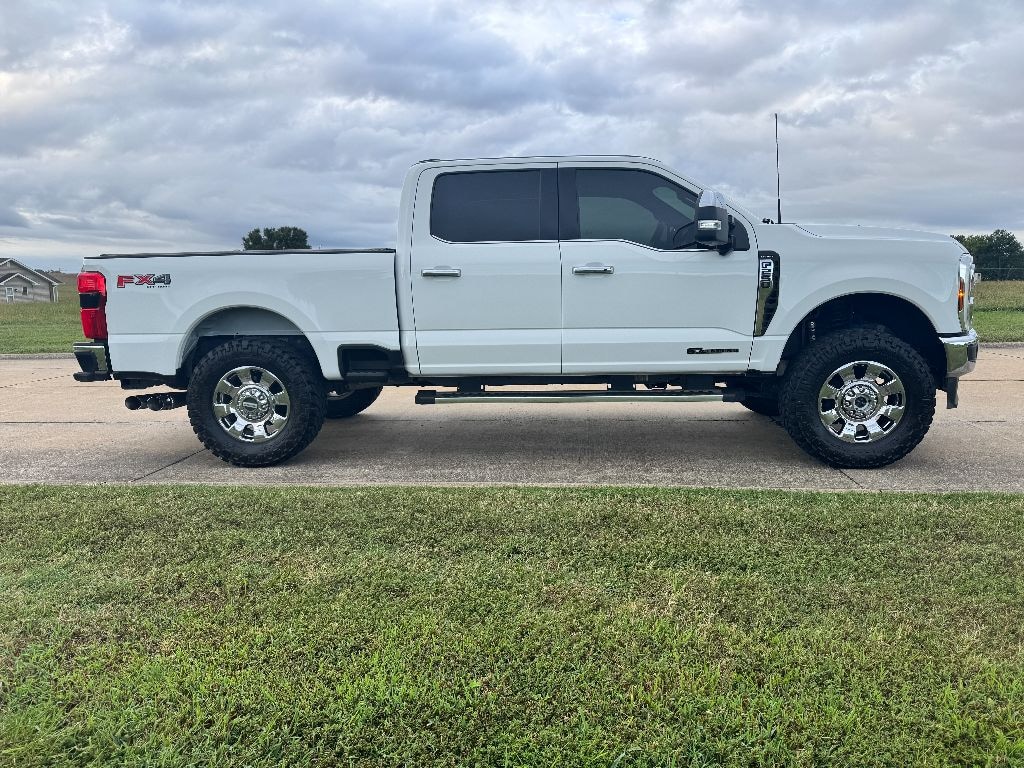Used 2024 Ford F-250 Lariat Crew Cab