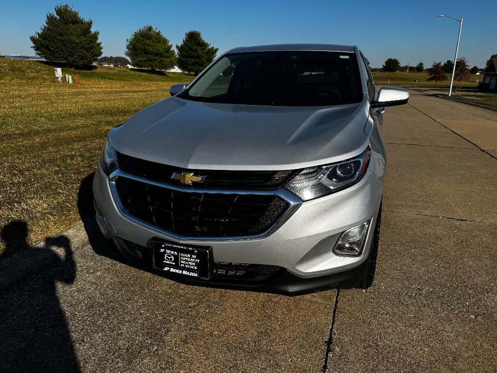 2019 Chevrolet Equinox LT photo 3
