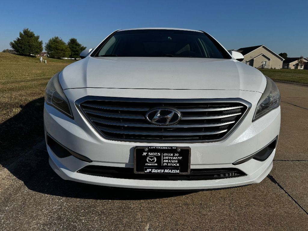 2016 Hyundai Sonata SE photo 3