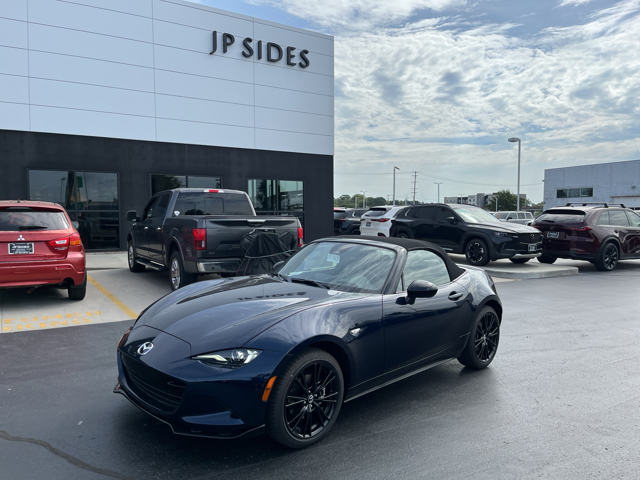 2026 Mazda MX-5 Miata Club