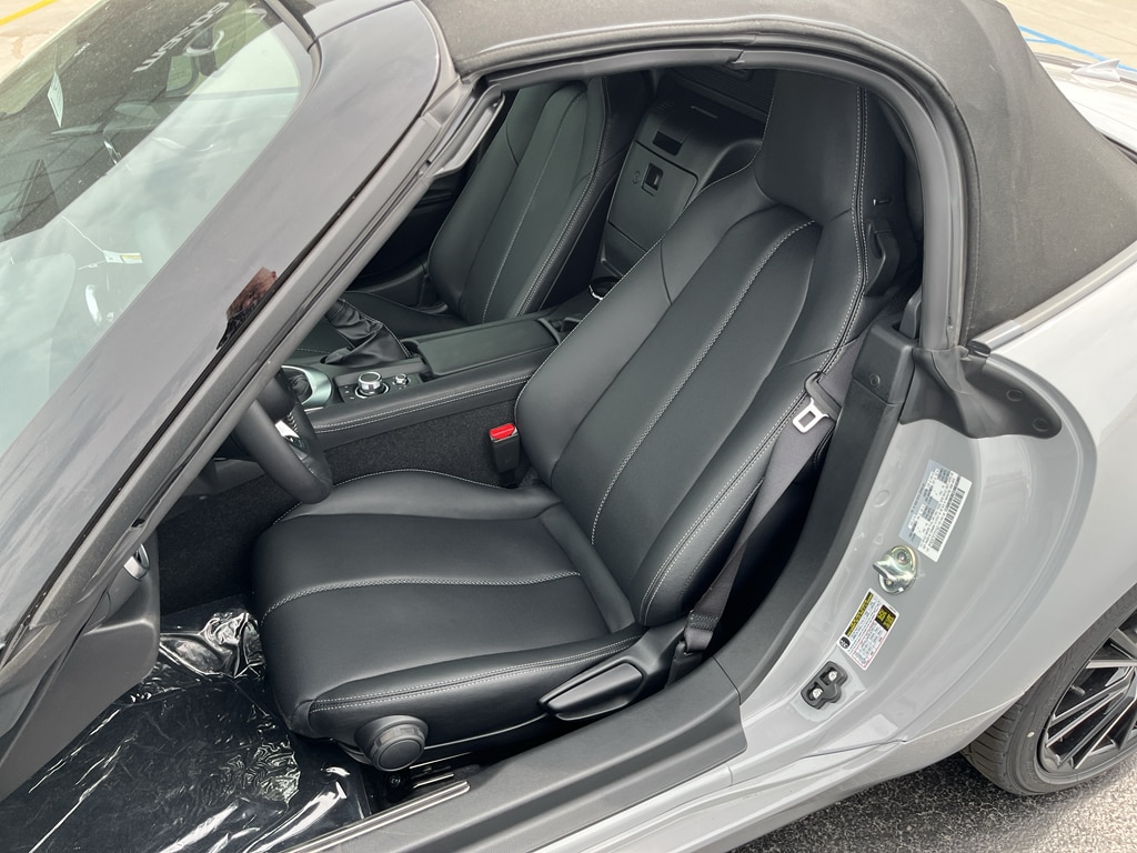 2026 Mazda MX-5 Miata Grand Touring - Photo 31