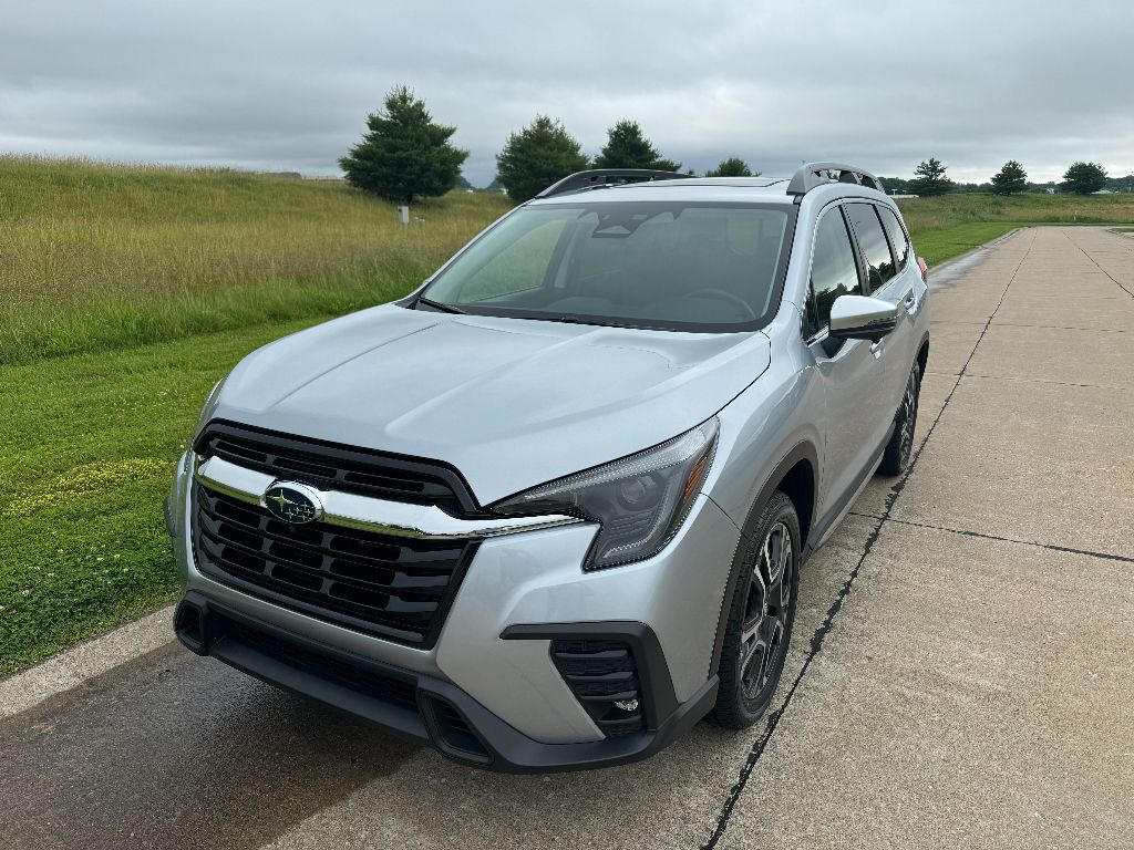 Used 2023 Subaru Ascent Limited with VIN 4S4WMAUD6P3405804 for sale in Cape Girardeau, MO