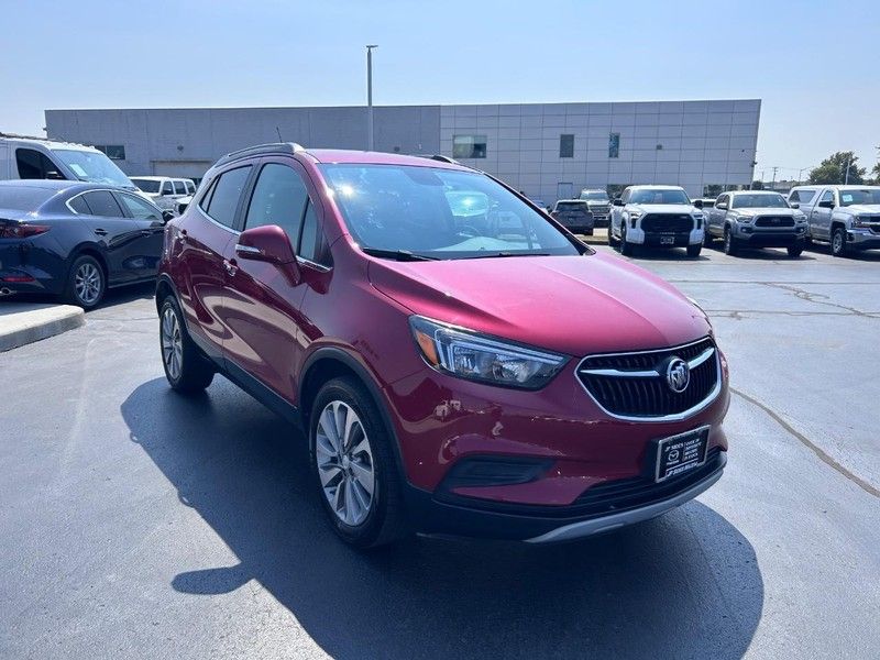 2019 Buick Encore Preferred photo 2