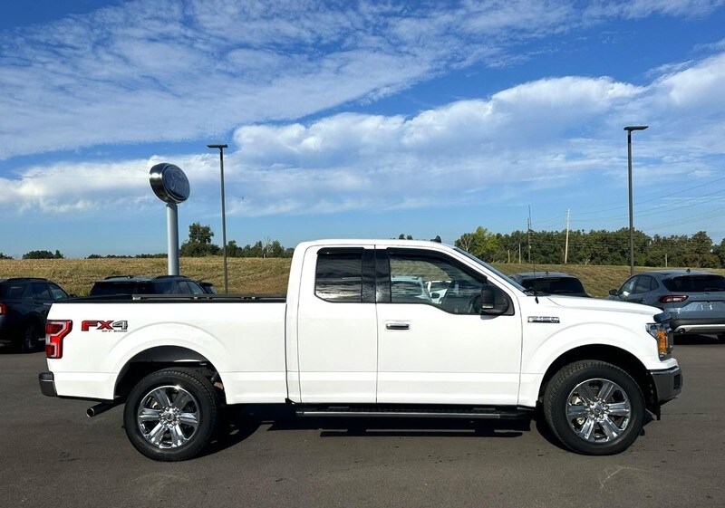 2020 Ford F-150 XLT photo 2