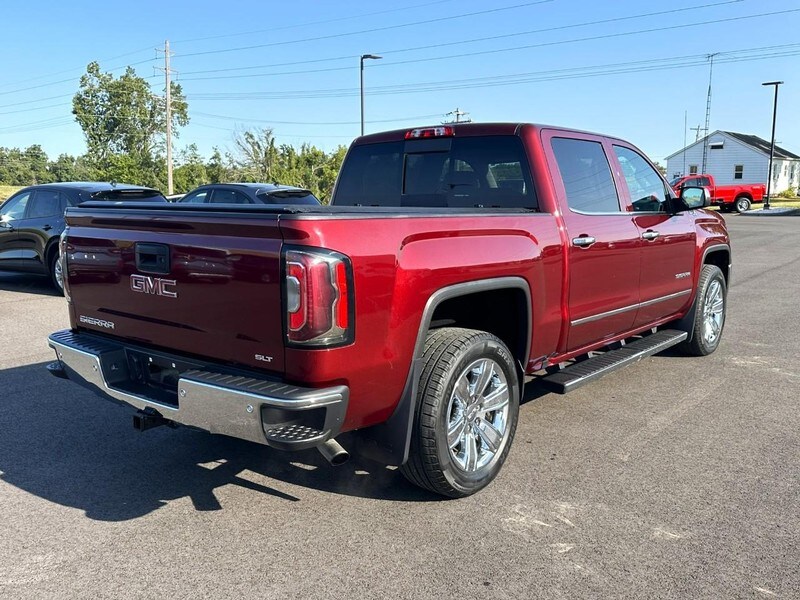 2017 Gmc Sierra 1500 SLT photo 3