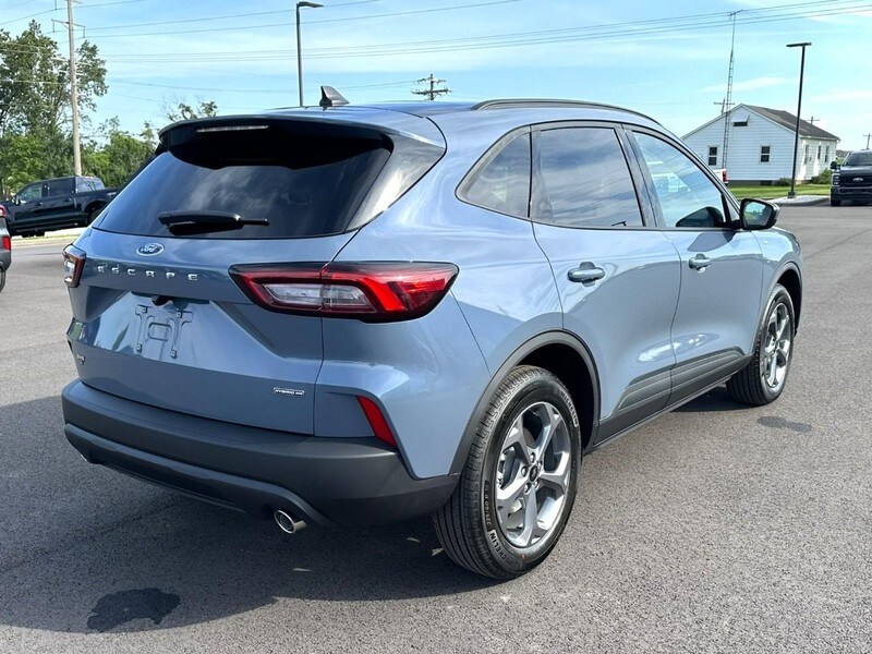 2025 Ford Escape ST-Line Select photo 3
