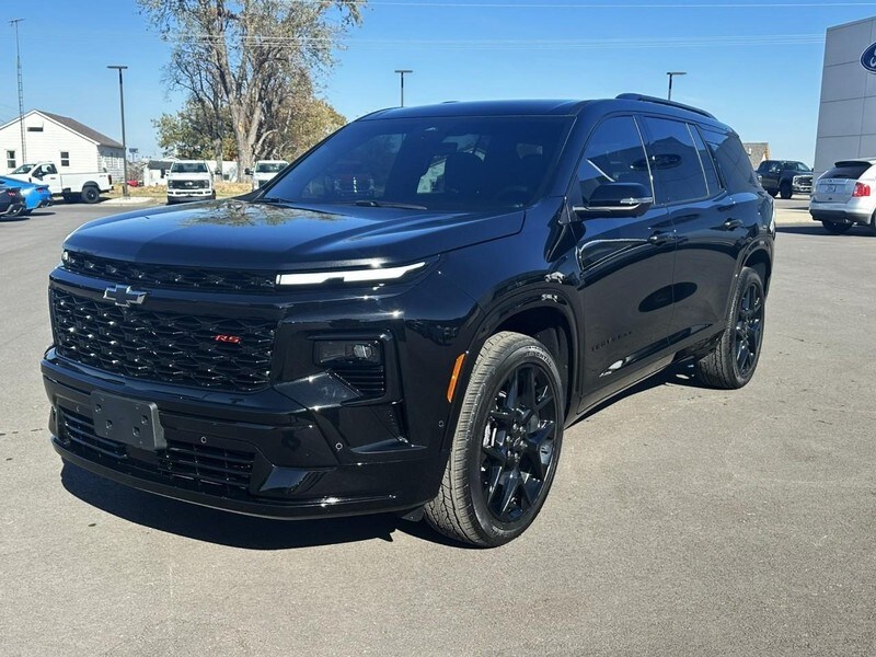 2025 Chevrolet Traverse RS photo 3