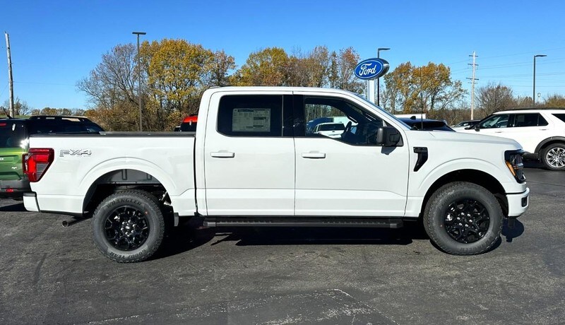 2024 Ford F-150 XLT photo 2
