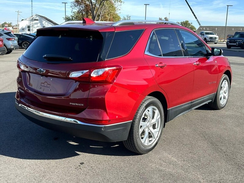 2020 Chevrolet Equinox Premier photo 2