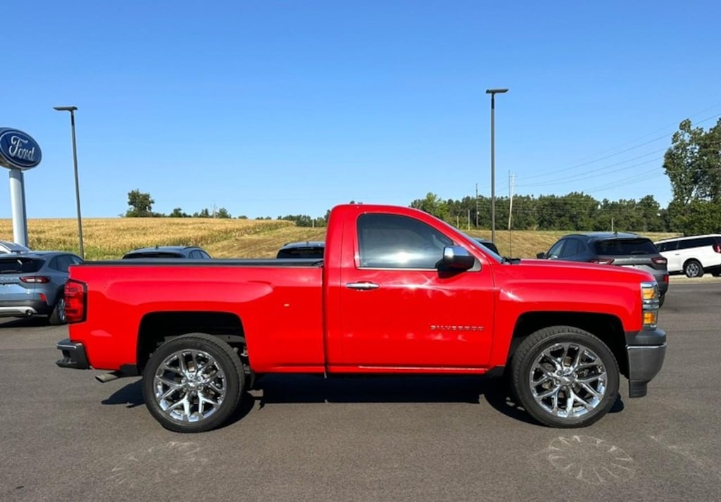 Used 2014 Chevrolet Silverado 1500 2WD Work Truck w/2WT Reg Cab Truck