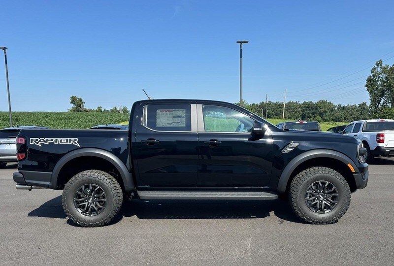 2025 Ford Ranger Raptor photo 2