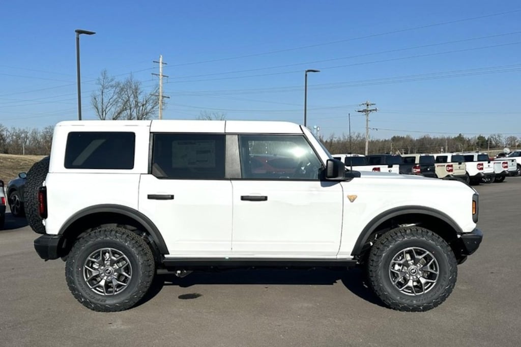 New 2025 Ford Bronco Badlands SUV
