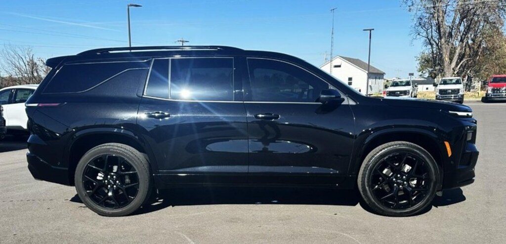 Used 2025 Chevrolet Traverse AWD 4dr RS w/2RS SUV