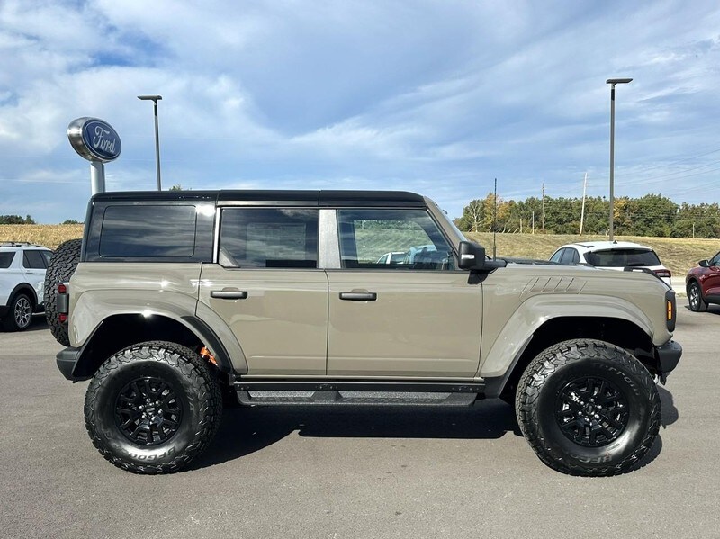 2025 Ford Bronco Raptor photo 2