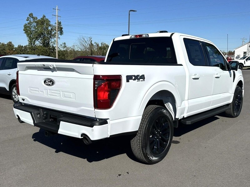 2025 Ford F-150 XLT photo 2
