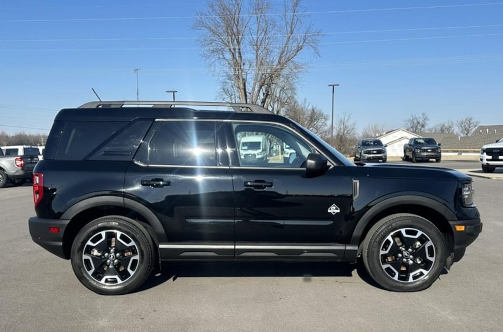 Used 2023 Ford Bronco Sport Outer Banks 4x4 SUV