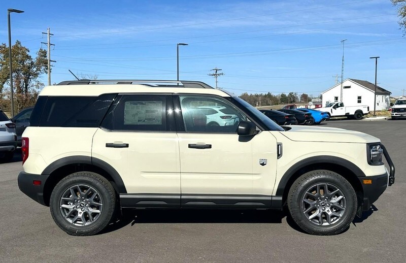 2025 Ford Bronco Sport Big Bend photo 2