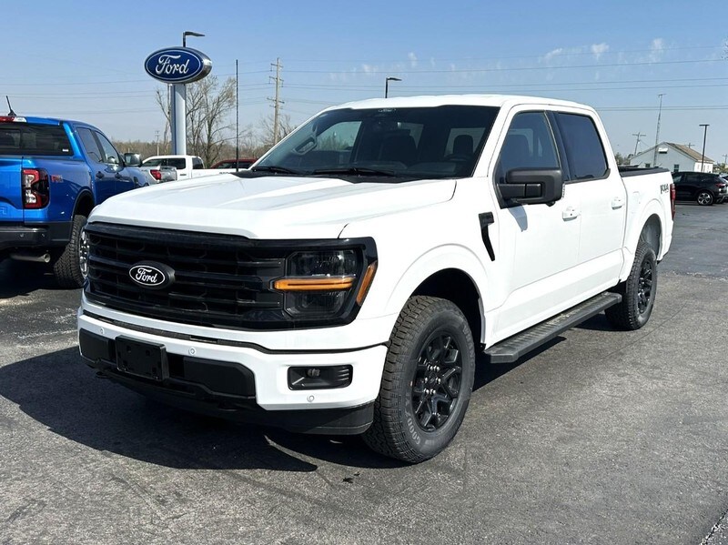 2025 Ford F-150 XLT photo 4