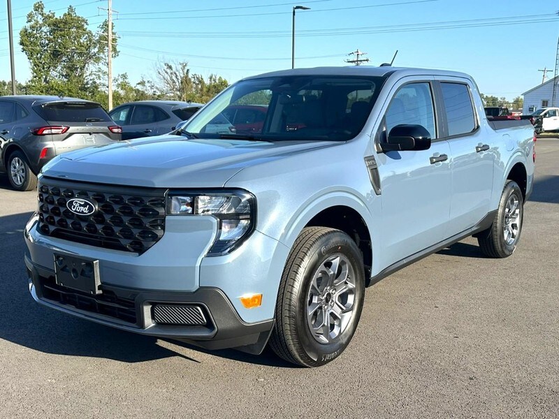 2025 Ford Maverick XLT photo 3