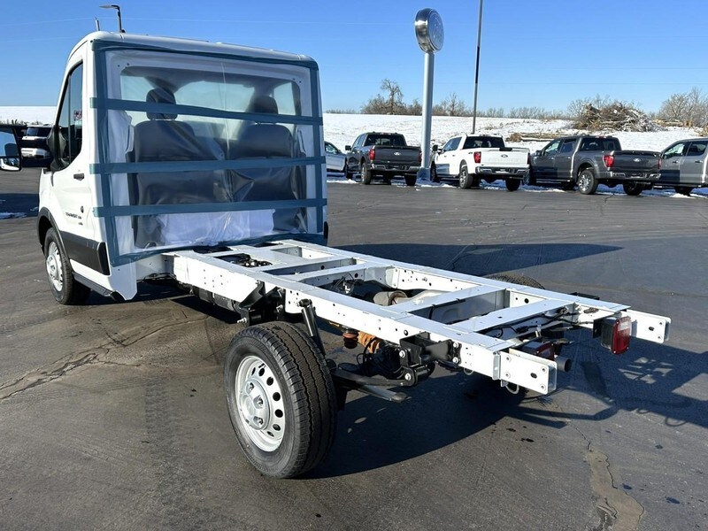 2024 Ford Transit Chassis Cutaway photo 4